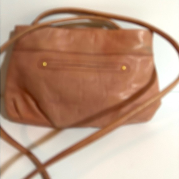 B.marowsky Warm Tan peach Leather Crossbody Bag with Rounded Edges - Picture 2 of 8